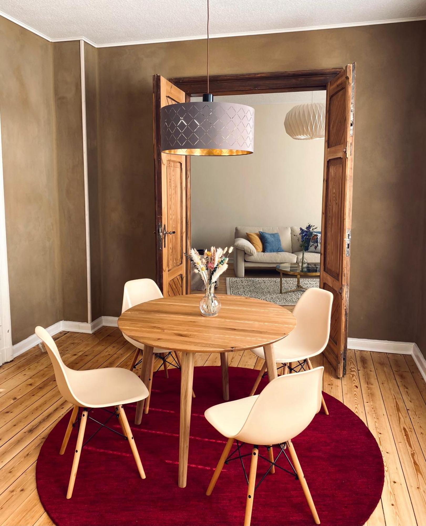 Robins Nest Apartment